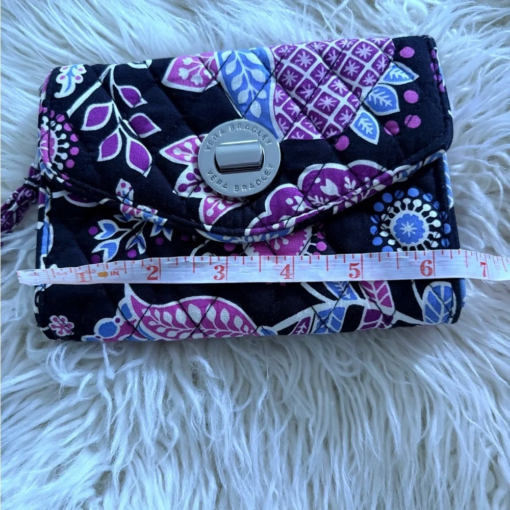 Vera Bradley Alpine Floral Your Turn Lock Wristlet Travel Smartphone RFID Wallet - Picture 4 of 11